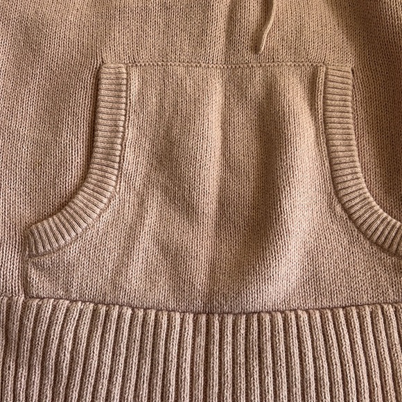 Lacoste Hooded Sweater Size 38 - Picture 4 of 8